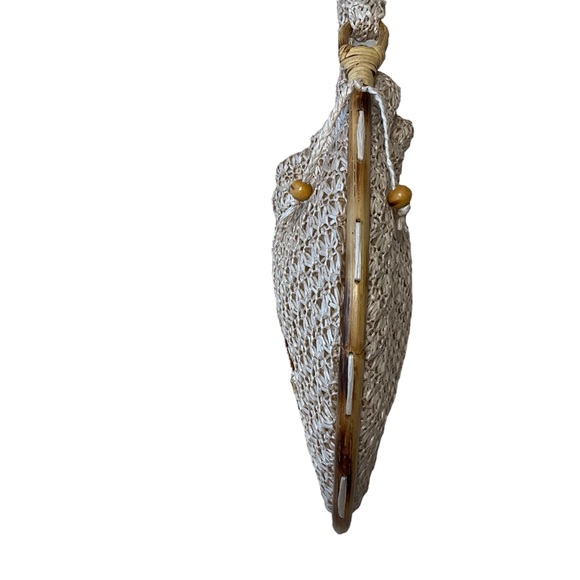 VINTAGE Macrame Bag Medium Size Shoulder Beads Snap Top Embroidery Wood Cream - Picture 4 of 9